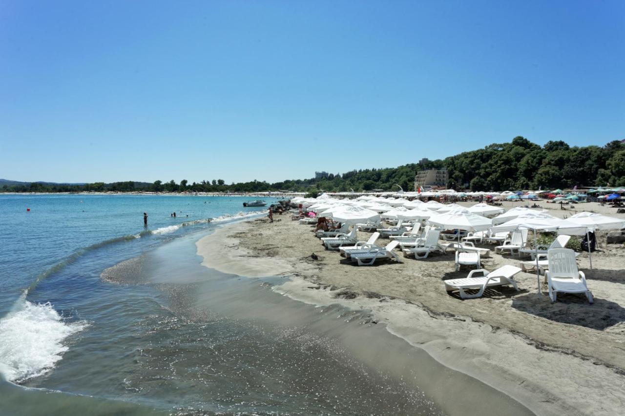 Готель Marina